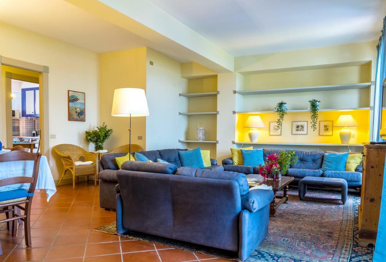 Les Suites - Apartments Riposto Eksteriør bilde